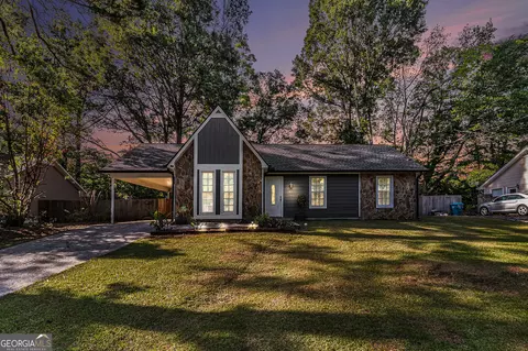 113 Caldwell Dr, Hampton, GA 30228
