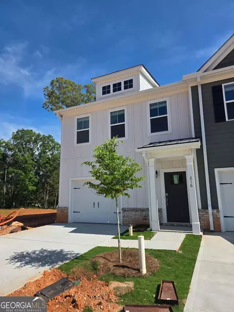 165 Mill Center Blvd #216, Athens, GA 30606