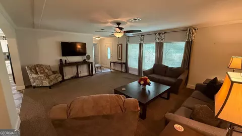 543 Lakeshore Dr, Jackson, GA 30233 photo 11
