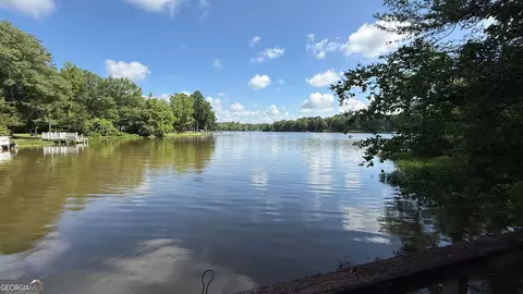 543 Lakeshore Dr, Jackson, GA 30233 photo 6