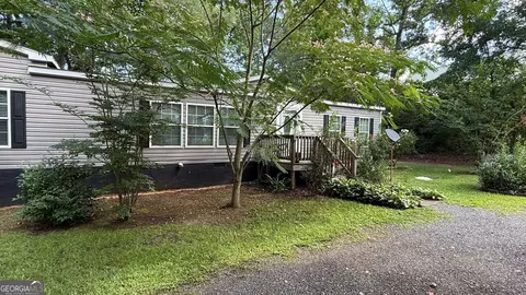543 Lakeshore Dr, Jackson, GA 30233 photo 2
