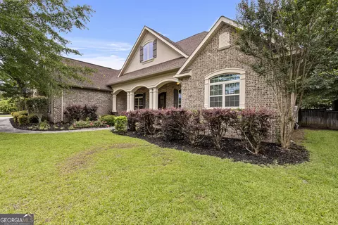 154 Abercorn St, Warner Robins, GA 31088