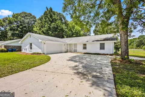 1698 Brandy Woods Trl SE, Conyers, GA 30013