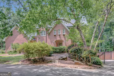 305 Sherwood Rd, Fayetteville, GA 30215