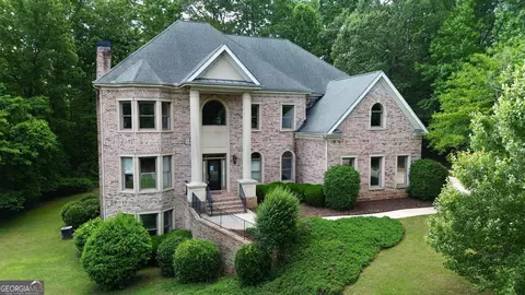 115 Robinwood Ct, Fayetteville, GA 30214