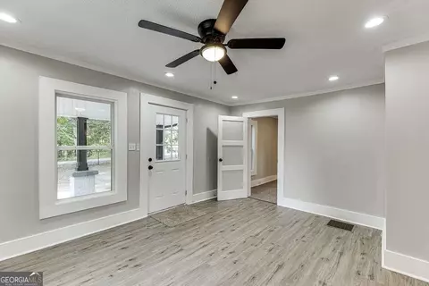 Living - 283 Easy St, Toccoa, GA 30577 photo 1 of 1