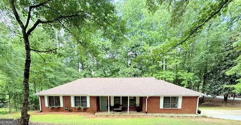 4032 Golfview Dr, Villa Rica, GA 30180