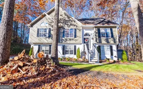 126 Laguna Springs Dr, Woodstock, GA 30188