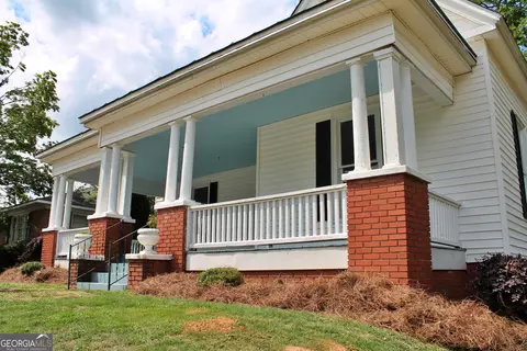 Exterior - 120 Holmes St, Barnesville, GA 30204 photo 3 of 3