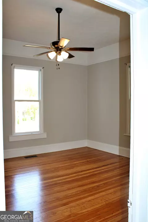 Bedroom - 120 Holmes St, Barnesville, GA 30204 photo 4 of 6