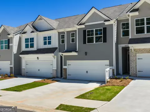 4172 Kestrel Ct, Gainesville, GA 30506