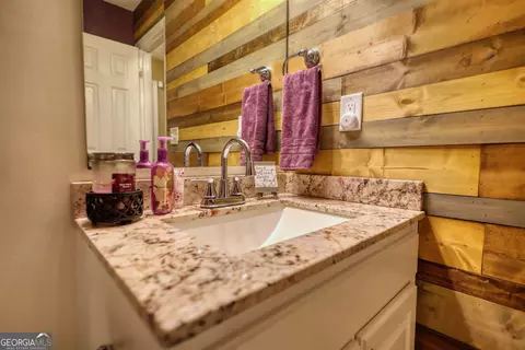 Bath - 55 Ashton Pl, Covington, GA 30016 photo 3 of 7