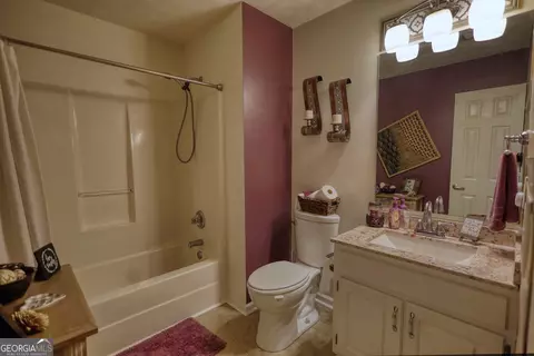 Bath - 55 Ashton Pl, Covington, GA 30016 photo 1 of 7