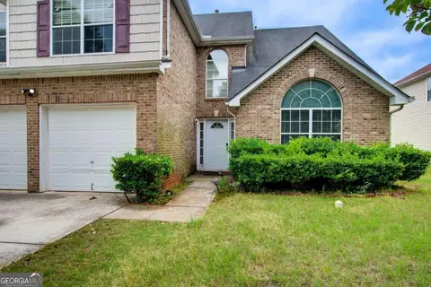 1909 Sawgrass Dr, Hampton, GA 30228