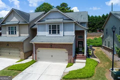 Exterior - 2968 Oshields Ct SW, Marietta, GA 30060 photo 6 of 11