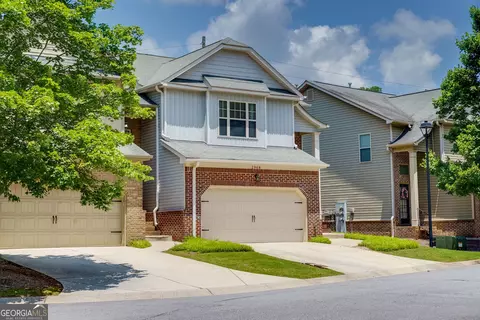 Exterior - 2968 Oshields Ct SW, Marietta, GA 30060 photo 5 of 11