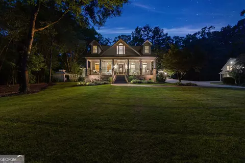 654 Cannon Rd, Sharpsburg, GA 30277