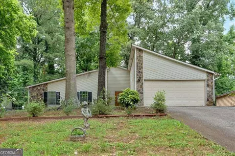 3902 Cedarwoods Way, Lawrenceville, GA 30044