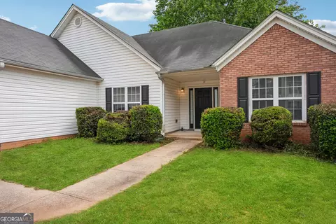 5525 Mayfair Crossing Dr, Lithonia, GA 30038