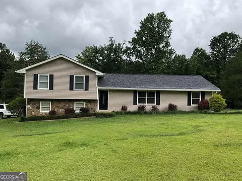 1776 Smokey Rd, Lagrange, GA 30241