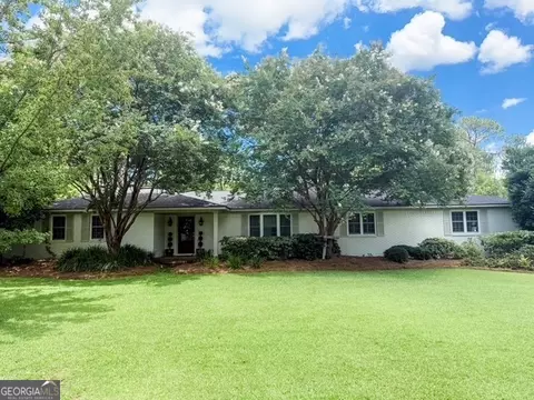 507 S College St, Metter, GA 30439
