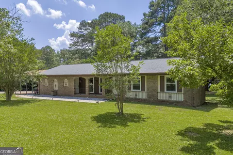 676 Smith Store Rd, Covington, GA 30016 photo 3