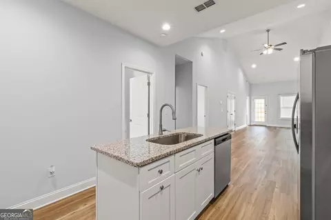 Entry Way - 118 Lenox Cir, Lagrange, GA 30241 photo 1 of 2