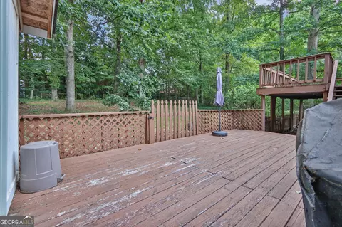 Exterior - 2031 Dennis Pl, Buford, GA 30519 photo 6 of 8