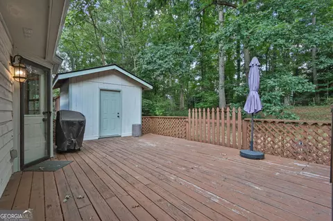 Exterior - 2031 Dennis Pl, Buford, GA 30519 photo 7 of 8