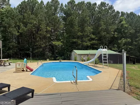Exterior - 582 West Rd, Williamson, GA 30292 photo 10 of 13
