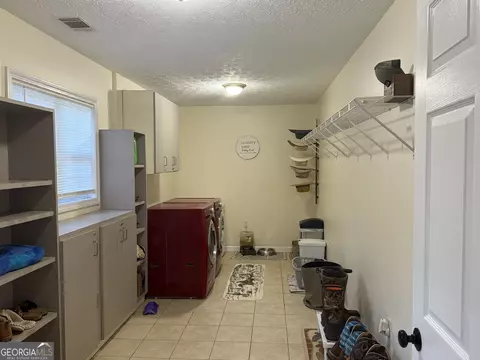 Other - 582 West Rd, Williamson, GA 30292 photo 9 of 12