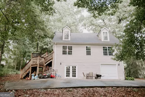 Exterior - 500 Lakeside Rd, Williamson, GA 30292 photo 4 of 8