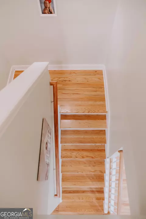 Entry Way - 500 Lakeside Rd, Williamson, GA 30292 photo 3 of 4