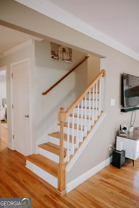 Entry Way - 500 Lakeside Rd, Williamson, GA 30292 photo 4 of 4