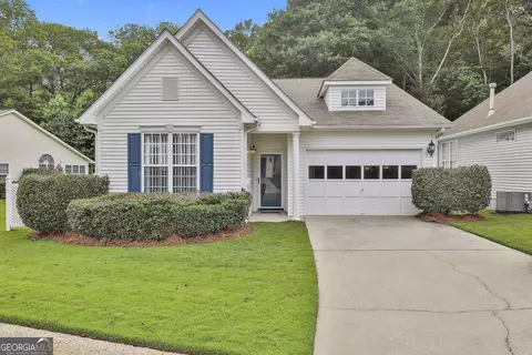 2118 Cherry Tree Ln, Peachtree City, GA 30269