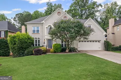 640 Windwalk Dr, Roswell, GA 30076