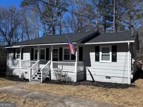 207 Custer Cir, Griffin, GA 30223