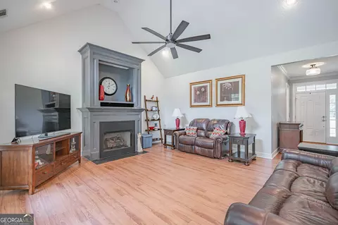 Living - 307 Westminster Dr, Guyton, GA 31312 photo 1 of 1
