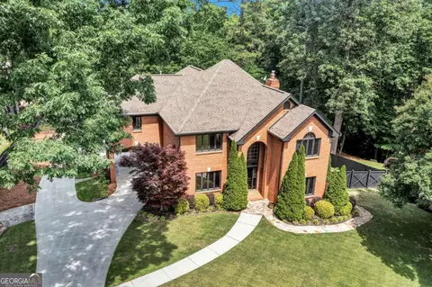 5121 Hunters Hill Cv SW, Lilburn, GA 30047