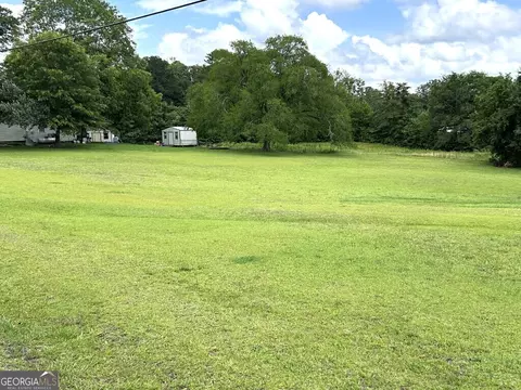 Exterior - 2557 Bartley Rd, Lagrange, GA 30240 photo 4 of 5