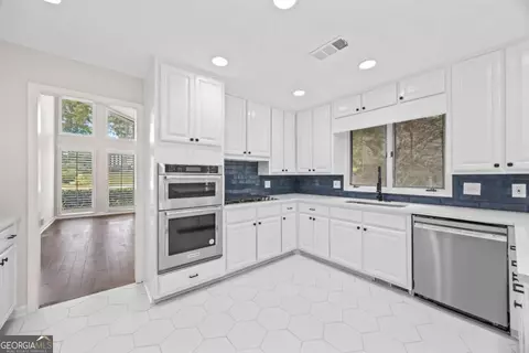 3009 Gant Quarters Dr, Marietta, GA 30068