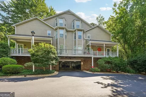 4467 Pineridge Cir, Atlanta, GA 30338