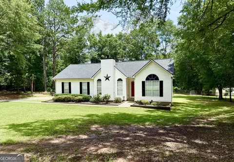 116 Princess Cir, Griffin, GA 30224
