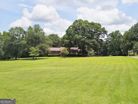 811 Victory Rd, Franklin, GA 30217