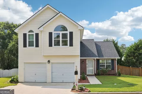 7033 Brecken Trce, Lithonia, GA 30058