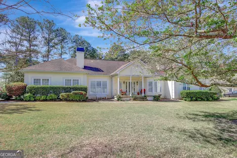 75 Northcrest Dr, Newnan, GA 30263