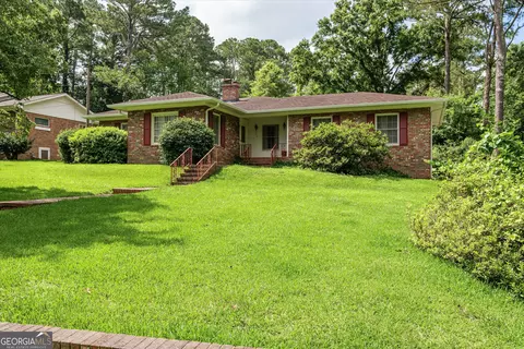214 W Sunset Dr, Washington, GA 30673