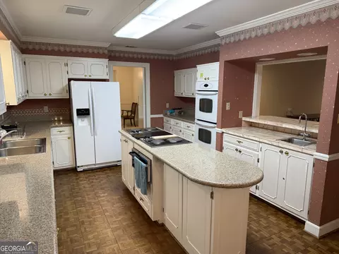 103 Ivydale Dr, Lagrange, GA 30240 photo 3