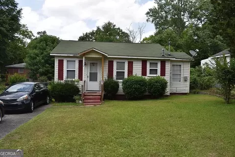115 2nd St SW, Milledgeville, GA 31061