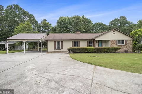 1134 Roscoe Rd, Newnan, GA 30263